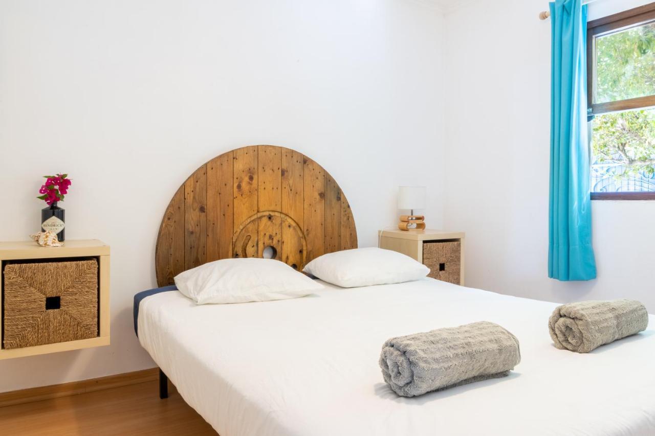 Отель Casa Da Mata Surfhouse Кошта-да-Капарика Экстерьер фото